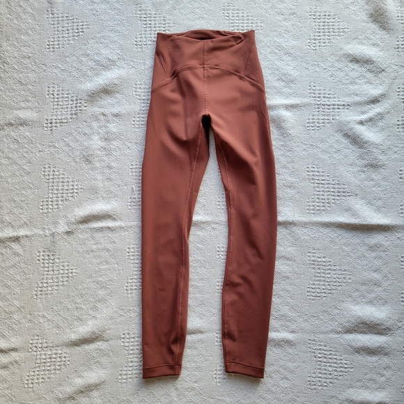 Lululemon In Still High-Rise Athletic Activewear 25" Legging , Ancient Copper - Picture 2 of 10